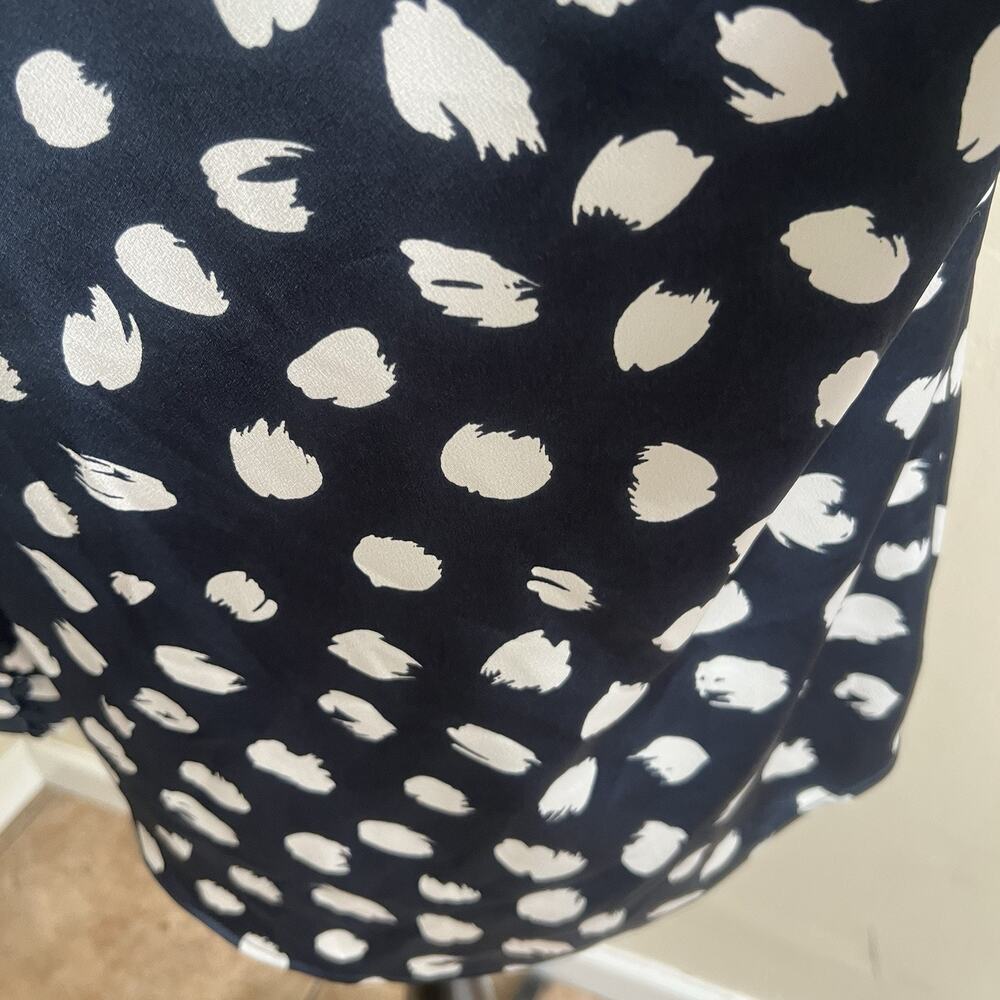 J. Crew Brushstroke Ruffled Satin Long Sleeve Size Small Navy White Preppy - Picture 10 of 11
